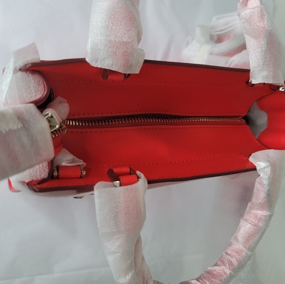 Kate Spade cross body bag 🎒 - Picture 5 of 9